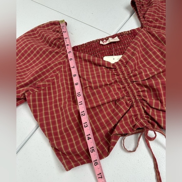 NWT Levi's Checkered Sweet Heart Neck Ruched Tie Front Crop Statement Top - Picture 9 of 13